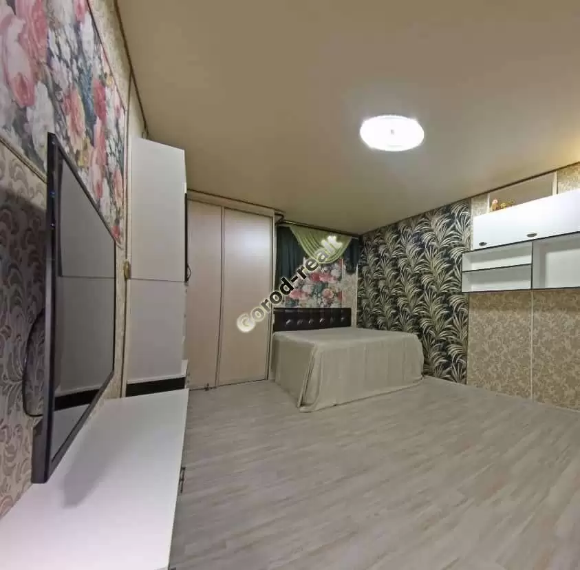 комната