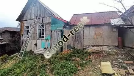 домик и сарай тыльная сторона