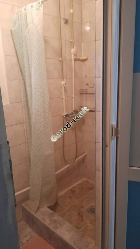 душ