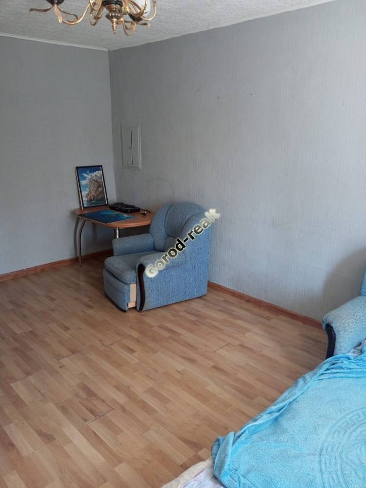 комната