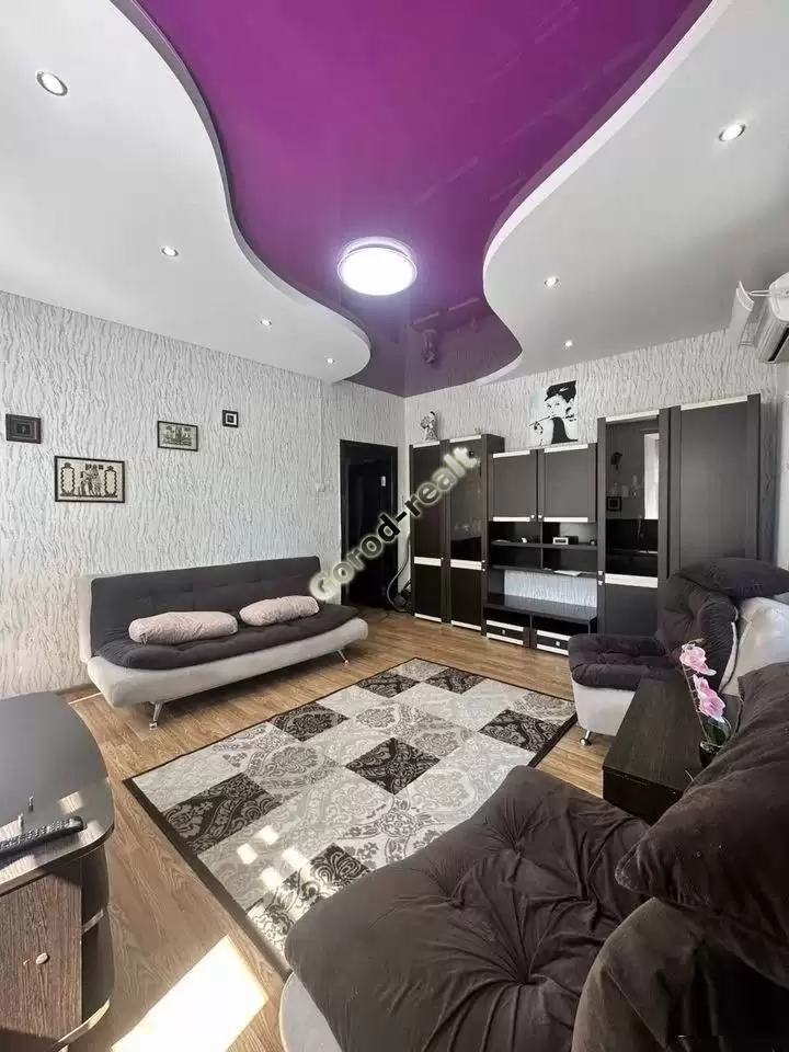 комната