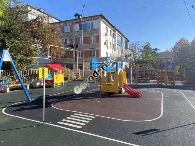 детская площадка